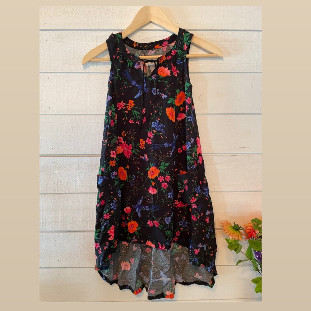 Old Navy. Size 10-12 girls dress